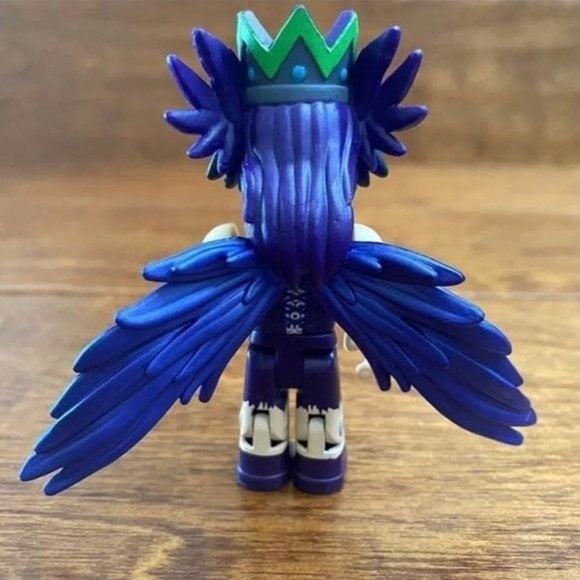 ROBLOX Teiyia Gold Collection Figure - Picture 2 of 2